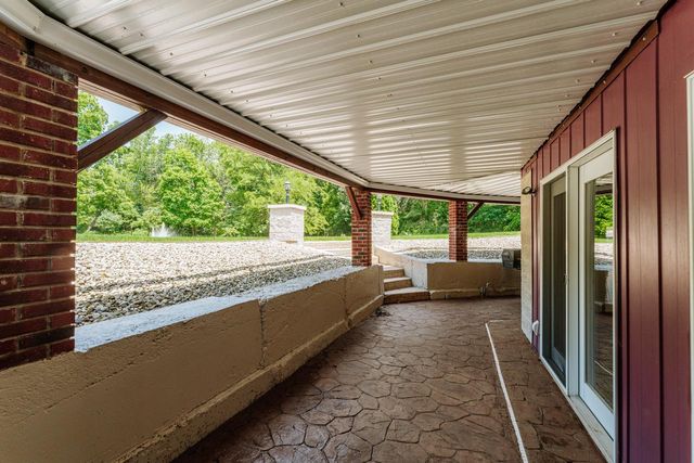 24026 W Oakwood LANE, Kansasville, WI 53139