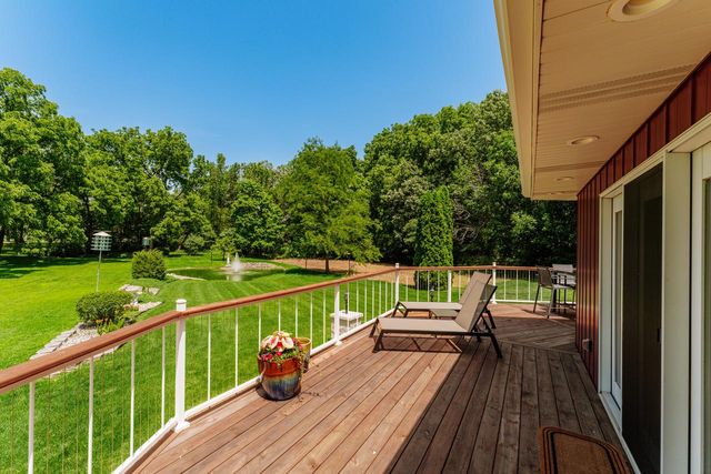 24026 W Oakwood LANE, Kansasville, WI 53139