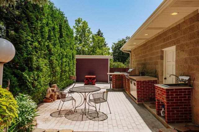 24026 W Oakwood LANE, Kansasville, WI 53139