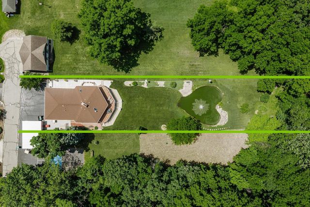 24026 W Oakwood LANE, Kansasville, WI 53139