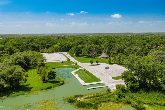24026 W Oakwood LANE, Kansasville, WI 53139