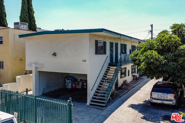 5430 Smiley Drive, Los Angeles, CA 90016