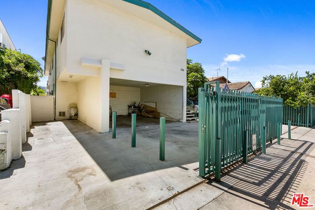 5430 Smiley Drive, Los Angeles, CA 90016