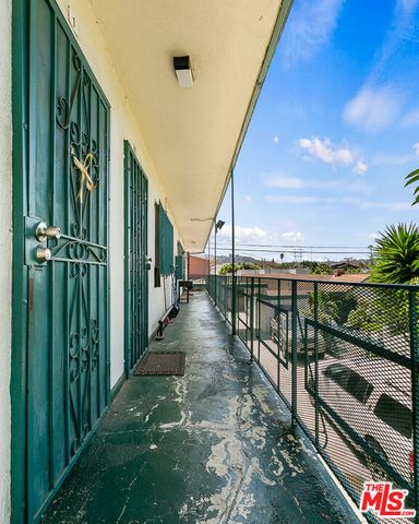 5430 Smiley Drive, Los Angeles, CA 90016