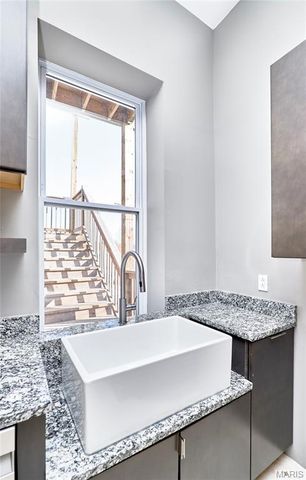 4253 Washington Boulevard C, St Louis, MO 63108