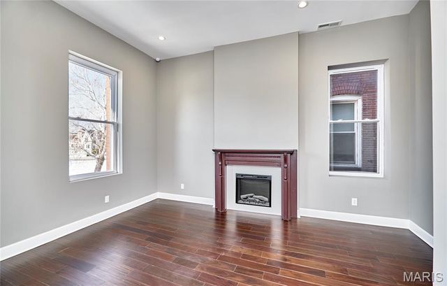 4253 Washington Boulevard C, St Louis, MO 63108