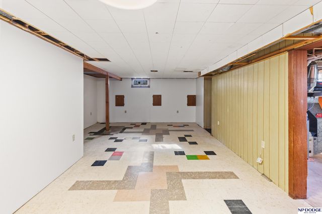 1615 N Madison Street, Fremont, NE 68025