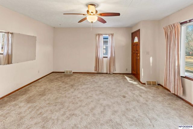 1615 N Madison Street, Fremont, NE 68025