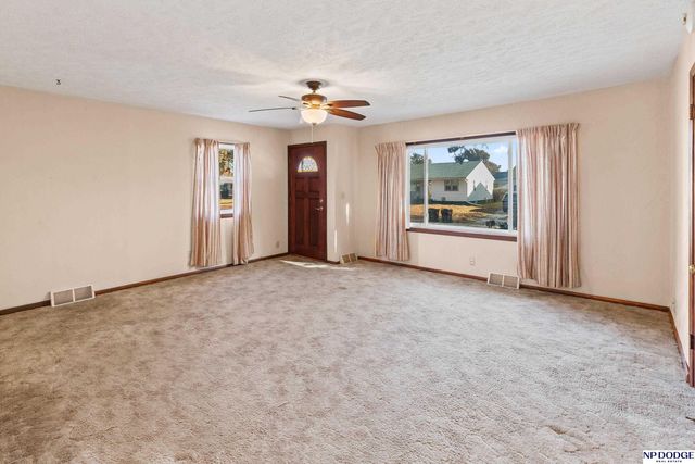 1615 N Madison Street, Fremont, NE 68025