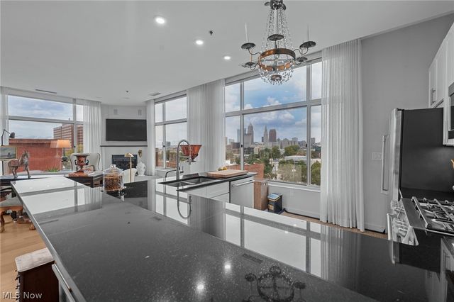 1951 W 25th Street 517, Cleveland, OH 44113