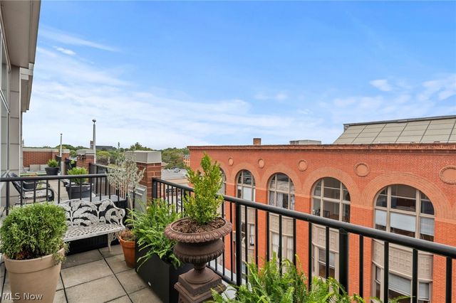 1951 W 25th Street 517, Cleveland, OH 44113