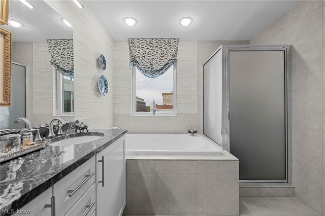 1951 W 25th Street 517, Cleveland, OH 44113
