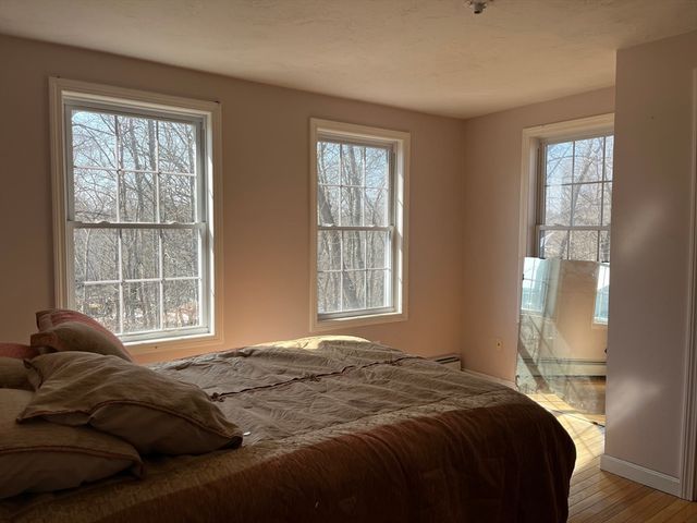 10 George St, Shrewsbury, MA 01545