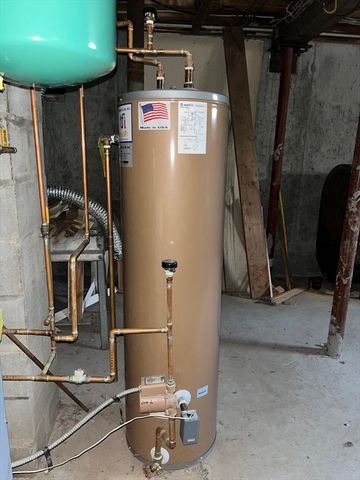 10 George St, Shrewsbury, MA 01545