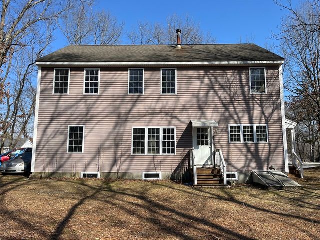 10 George St, Shrewsbury, MA 01545