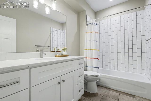 1903 W Cucharras Street, Colorado Springs, CO 80904