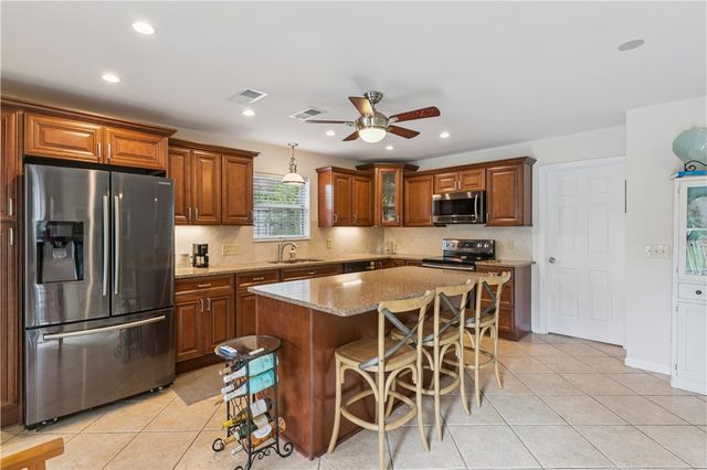 601 Shore Edge Trace, St Simons Island, GA 31522