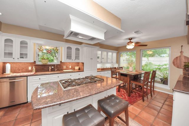 5911 Lookout Mountain Drive, Houston, TX 77069