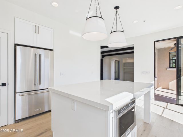 20704 N 90TH Place 1015, Scottsdale, AZ 85255