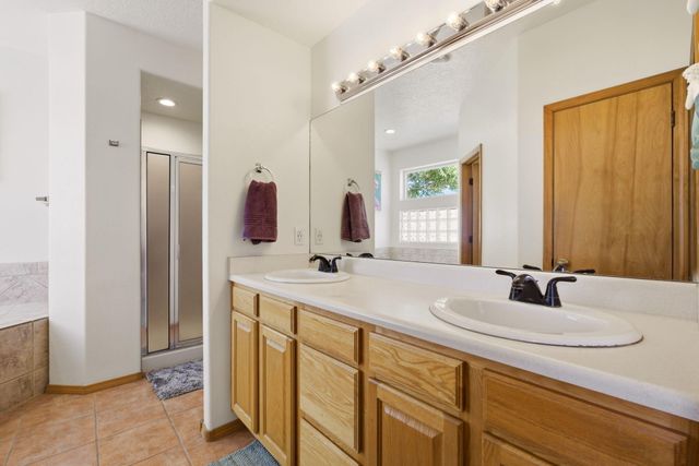 13000 Nandina Way SE, Albuquerque, NM 87123