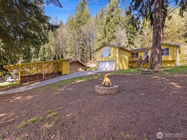 18027 121st Street NE, Arlington, WA 98223