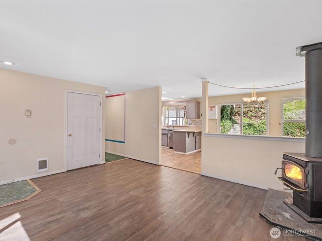 18027 121st Street NE, Arlington, WA 98223