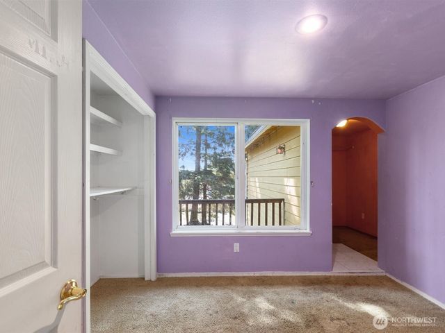 18027 121st Street NE, Arlington, WA 98223