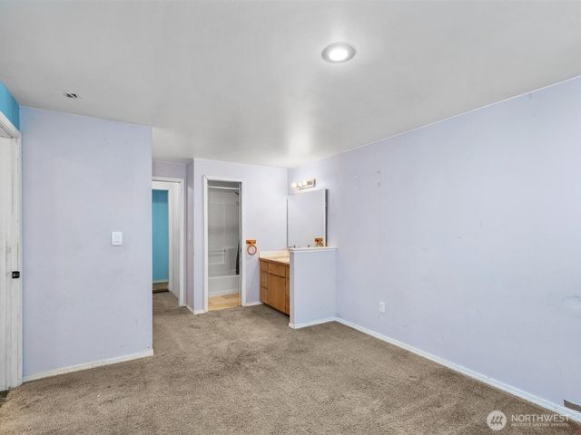 18027 121st Street NE, Arlington, WA 98223