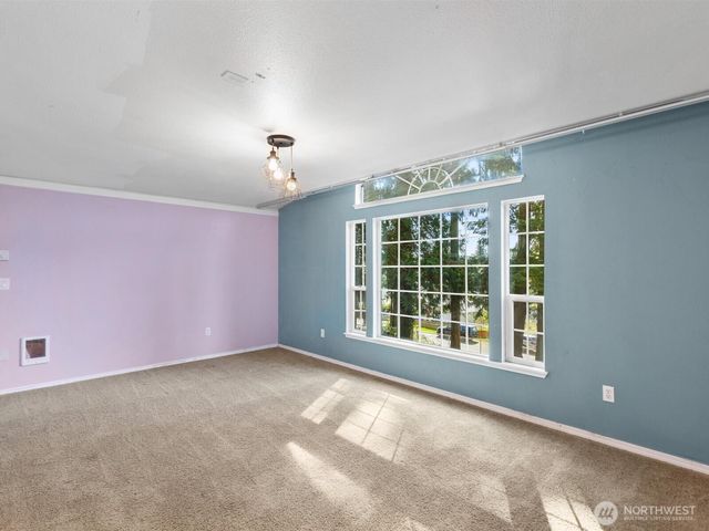 18027 121st Street NE, Arlington, WA 98223