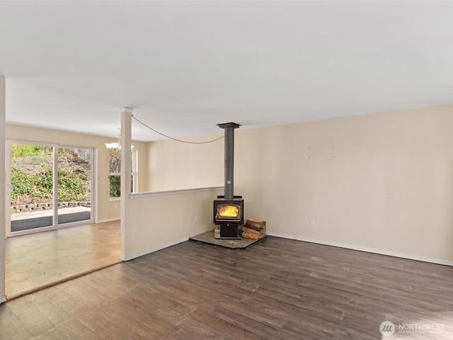18027 121st Street NE, Arlington, WA 98223
