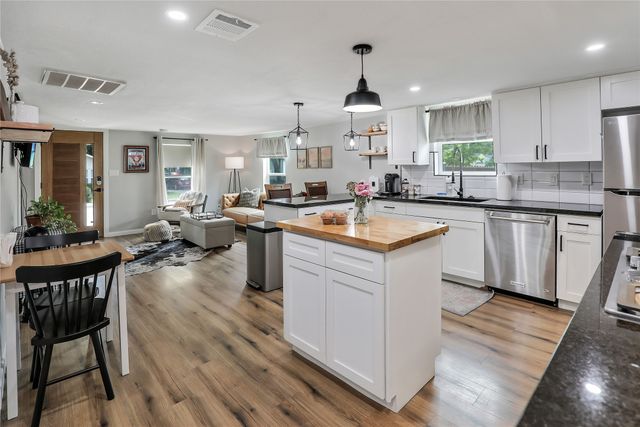 1200 Lela Street, Mckinney, TX 75069