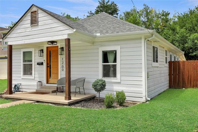 1200 Lela Street, Mckinney, TX 75069