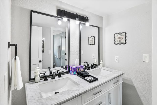 1200 Lela Street, Mckinney, TX 75069