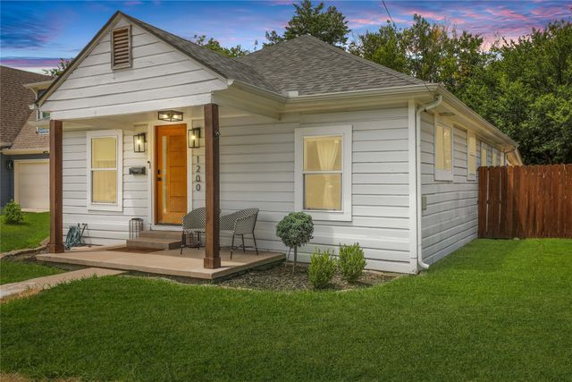 1200 Lela Street, Mckinney, TX 75069