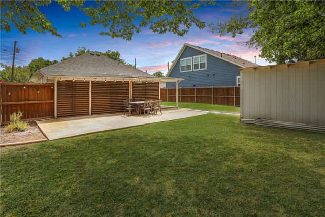1200 Lela Street, Mckinney, TX 75069