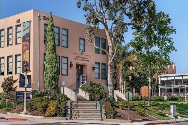 2785 E Bainbridge, San Diego, CA 92106