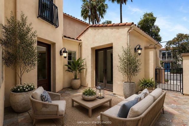 2785 E Bainbridge, San Diego, CA 92106