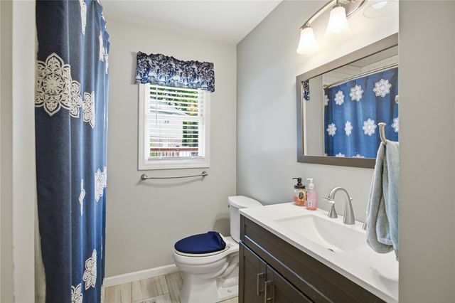 104 Beaty Creek Court, Walhalla, SC 29691
