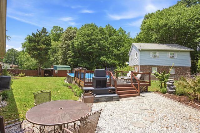 104 Beaty Creek Court, Walhalla, SC 29691