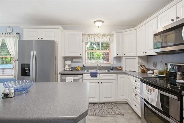 104 Beaty Creek Court, Walhalla, SC 29691