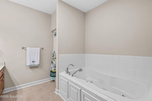 5560 Tara Rd, Waycross, GA 31503