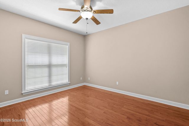 5560 Tara Rd, Waycross, GA 31503