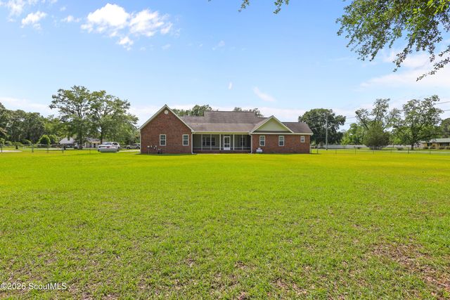 5560 Tara Rd, Waycross, GA 31503