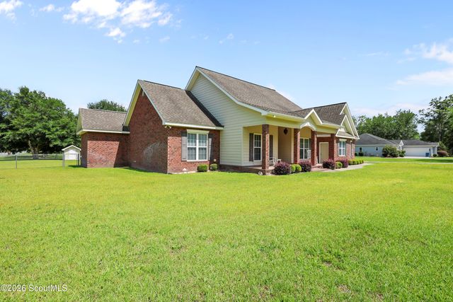 5560 Tara Rd, Waycross, GA 31503