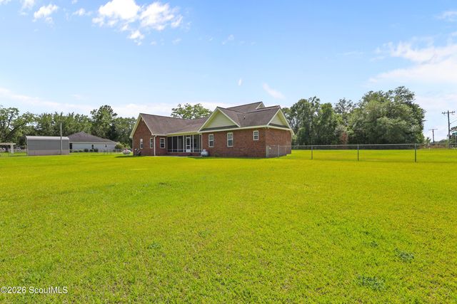 5560 Tara Rd, Waycross, GA 31503