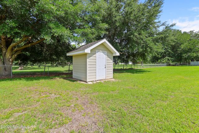 5560 Tara Rd, Waycross, GA 31503