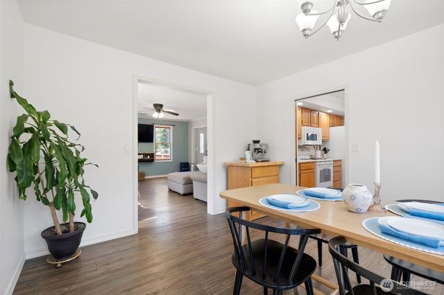3680 Birch Terrace Drive, Custer, WA 98240