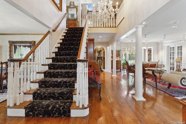 1345 Harbor Road, Hewlett Harbor, NY 11557