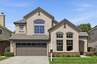 565 Cherrywood Drive, Sunnyvale, CA 94087