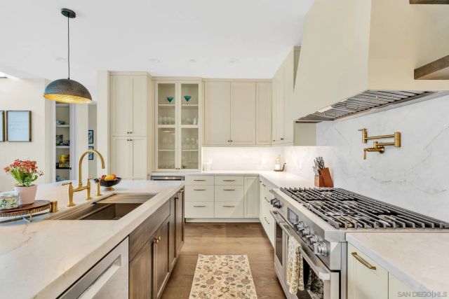 3345 Elliott St, San Diego, CA 92106